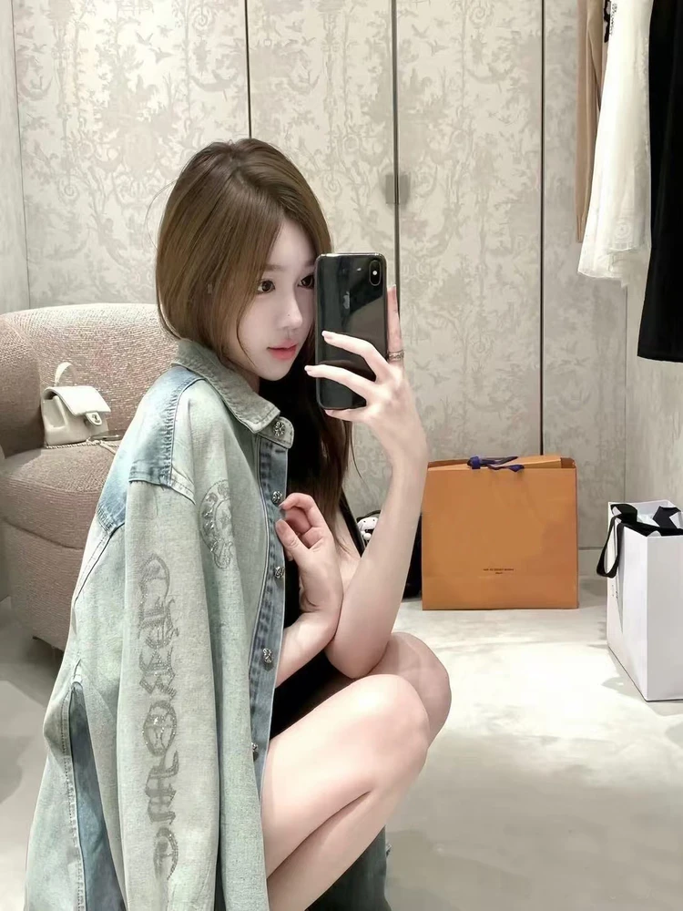 

Loose Women's Denim Jaet Cross Sanskrit Rhinestone Design Casual Sle Mid-Length Button-Up Casual Faion Autumn New