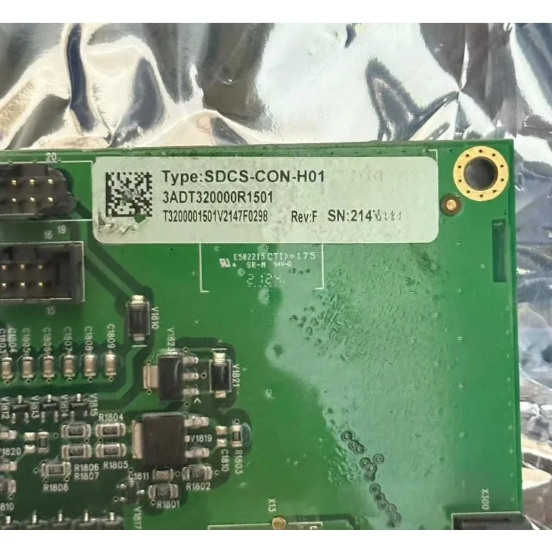 

Плата управления SDCS-CON-H01 в наличии 1шт.