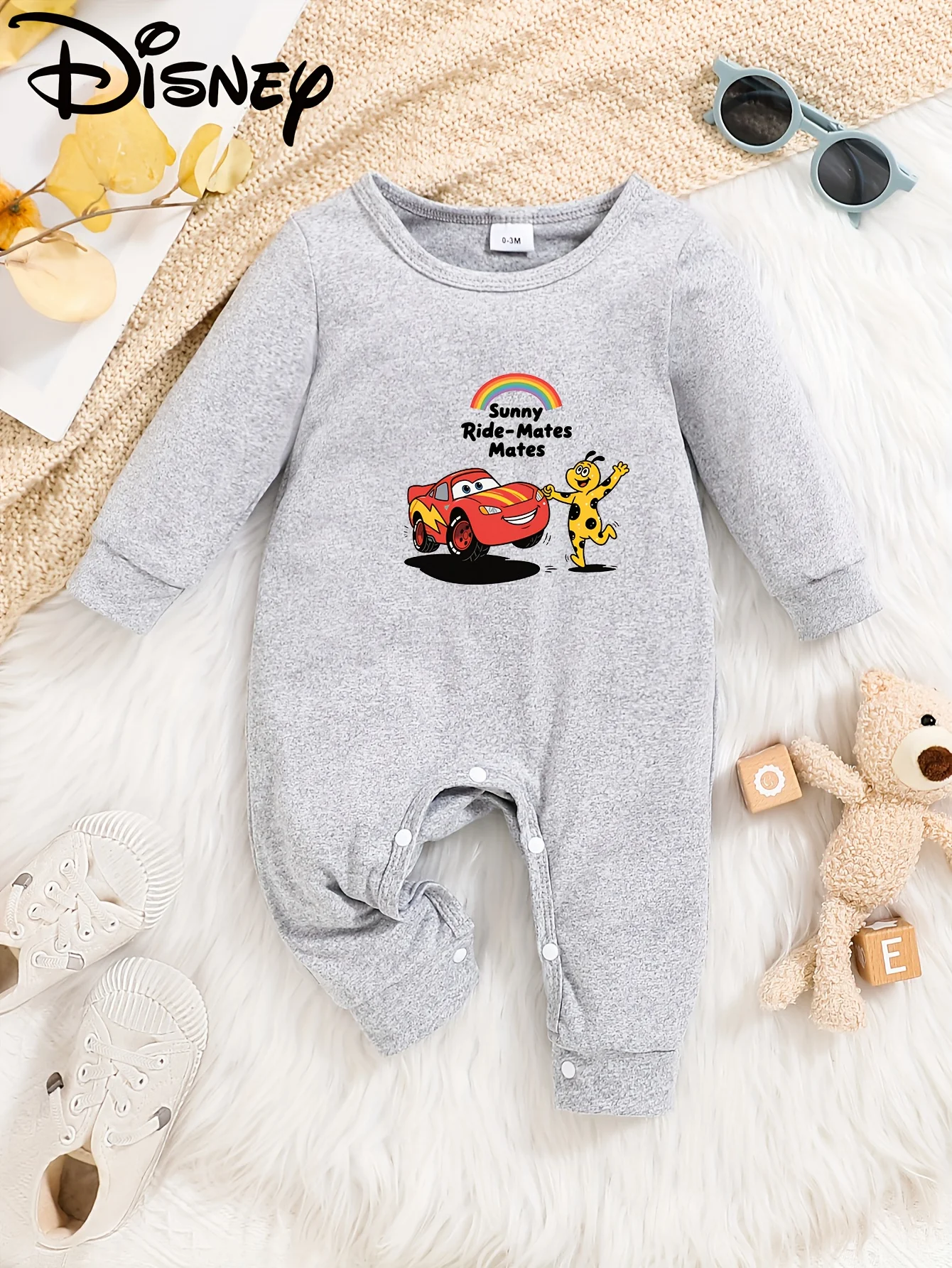 

【Осанторизованный】Детский комбинезон с длинными рукавами Disney Mcqueen! Классический дизайн Mcqueen — очаровательный и забавный, мягкая и приятная для кожи ткань подходит для нежной кожи, с круглым вырезом, очень удобная, можно стирать в машине и легко у