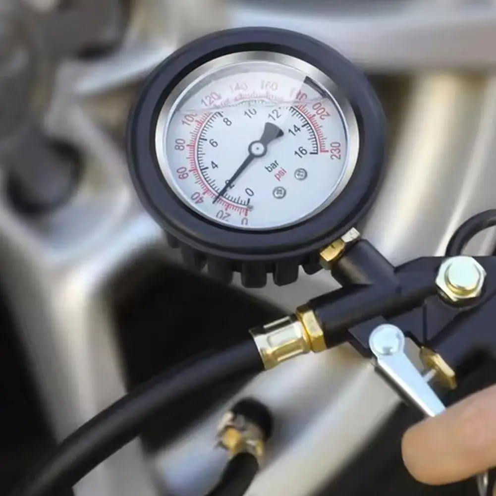 

Цифровой манометр для шин с надувным насосом, высокоточный манометр воздушного компрессора с маслонаполненной противоударной конструкцией для автомобиля T I6M7