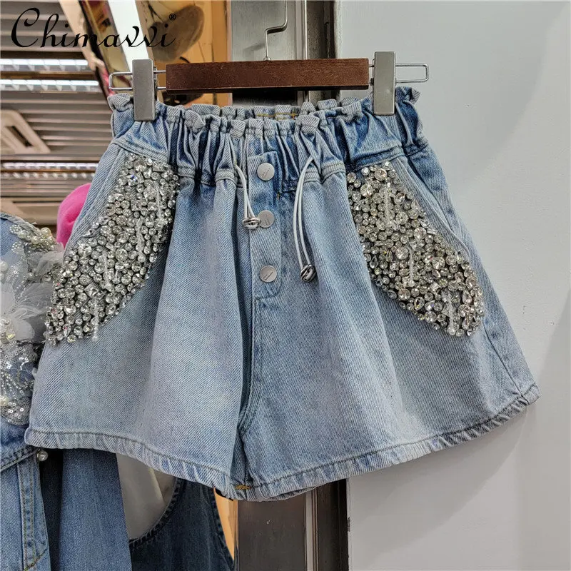 

European 2023 Summer New Exquisite Rhinestone Beaded Shorts Streetwear High Waist Slimming Wide-Leg Denim Shorts Women's Pants