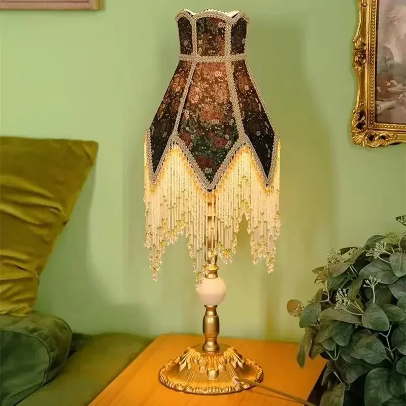 GISELLE French Tassels Table Lamp American Retro Living Room Bedroom Villa European Pastoral Creative Desk Light