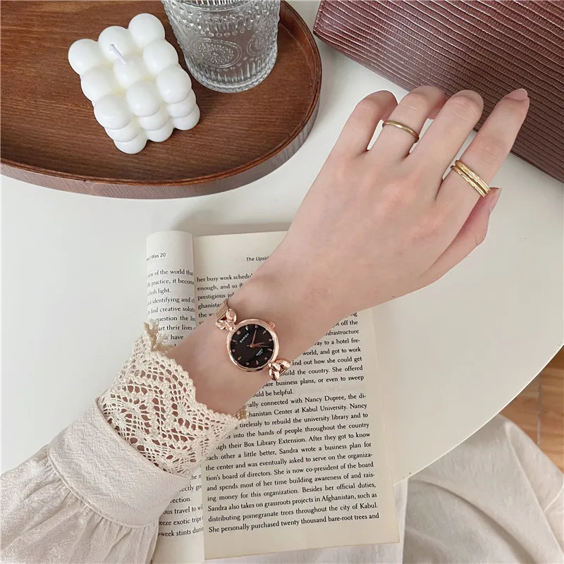 Fashion Simple Design Women Watches Gold Color Elegant Casual Dress Wristwatch for Lady Business Party Analog Wactches Gift