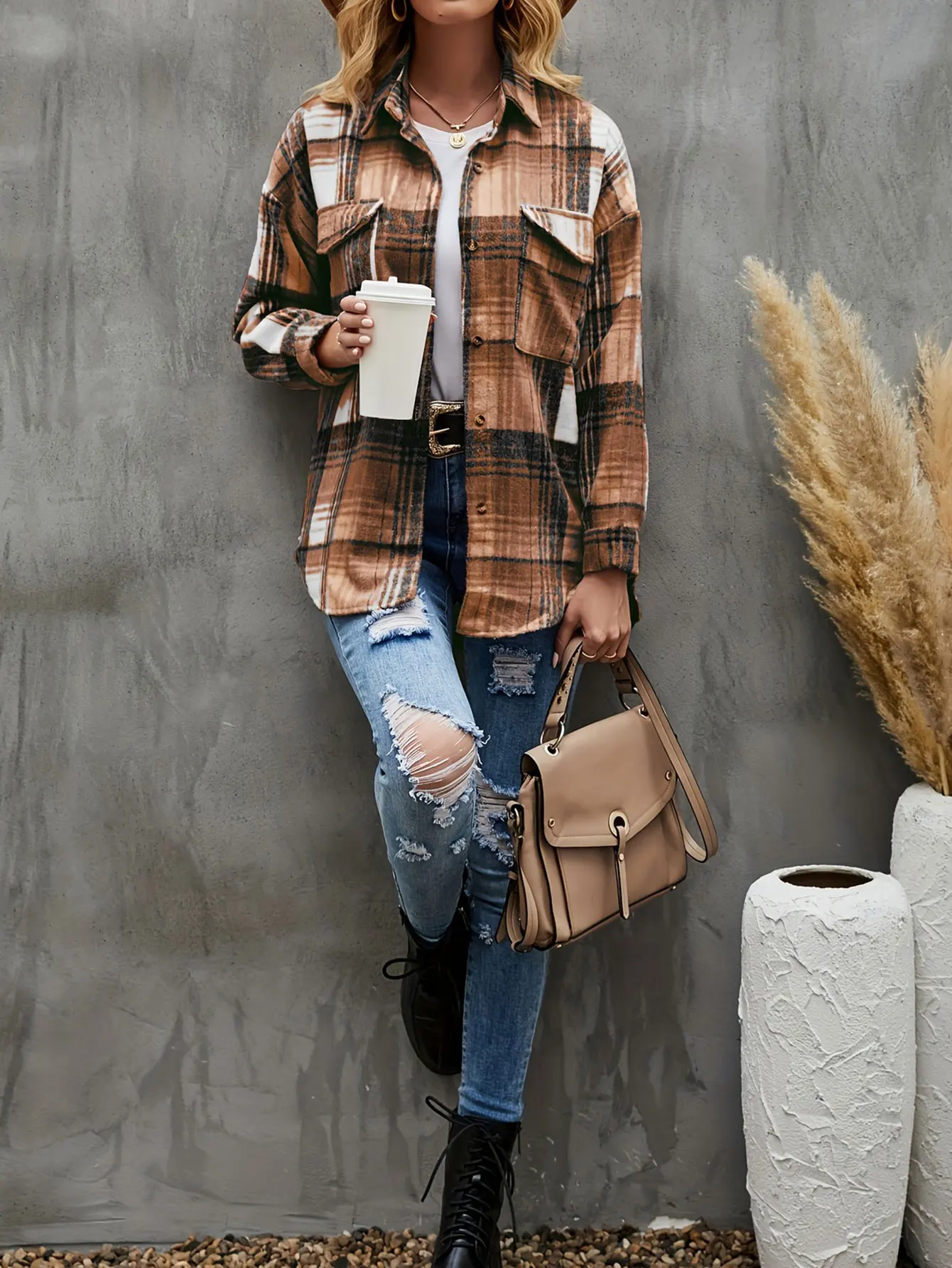 قميص نسائي ريترو فينتاج منقوش بأكمام طويلة للخريف بقصة عادية وياقة كاجوال