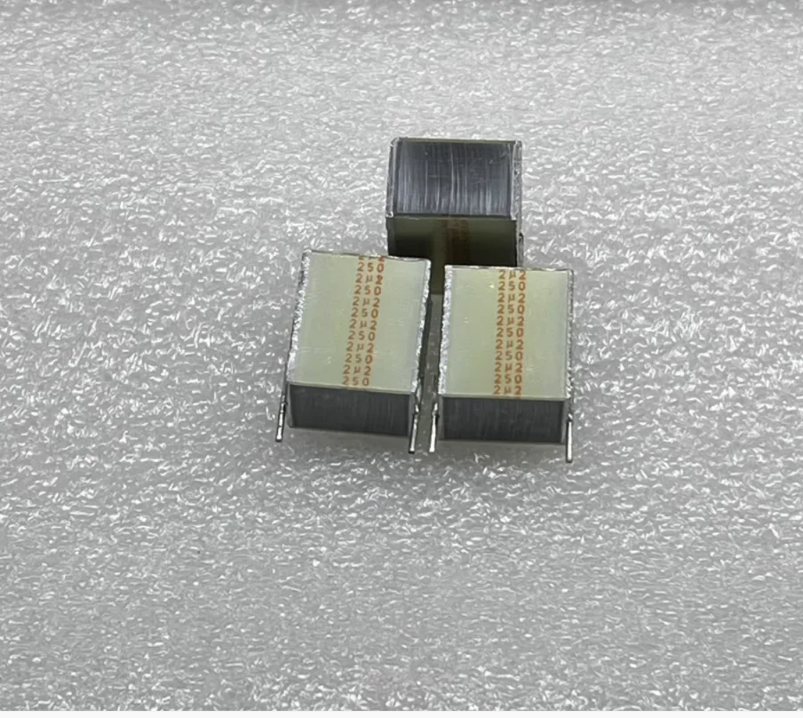 3PCS/LOT 2.2UF 250V 225k Red-layered non-polarized multi-layer cake. Non-polarized infinitely adjustable metal film capacitor.