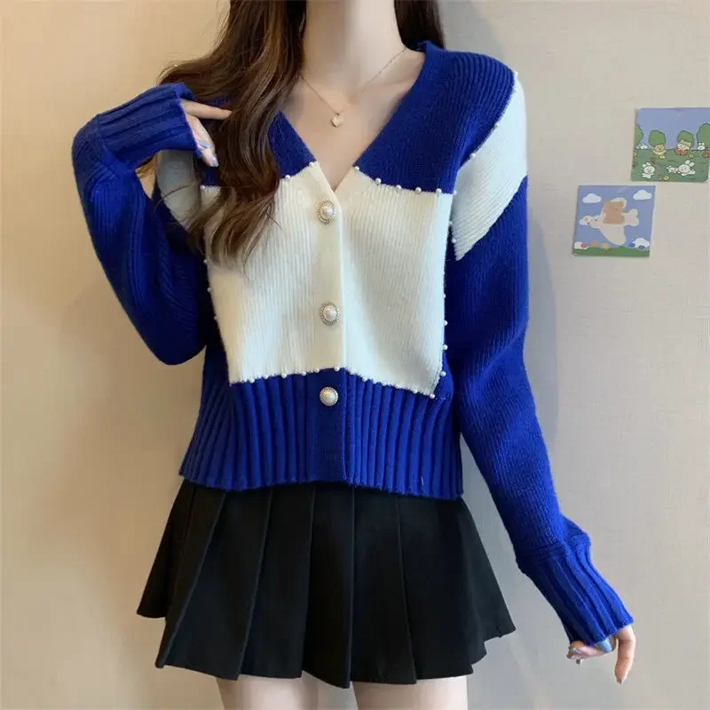 

Sweet V-Neck Button Korean Spliced Beading Cardigan Sweaters Female Clothing 2024 Spring New Loose Knitted All-match Tops F114