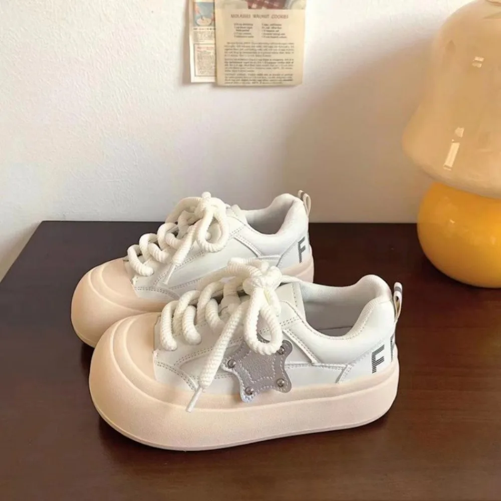 

Новые туфли на толстой подошве с круглым носком, универсальные туфли на шнуровке, стильные кроссовки для девочек