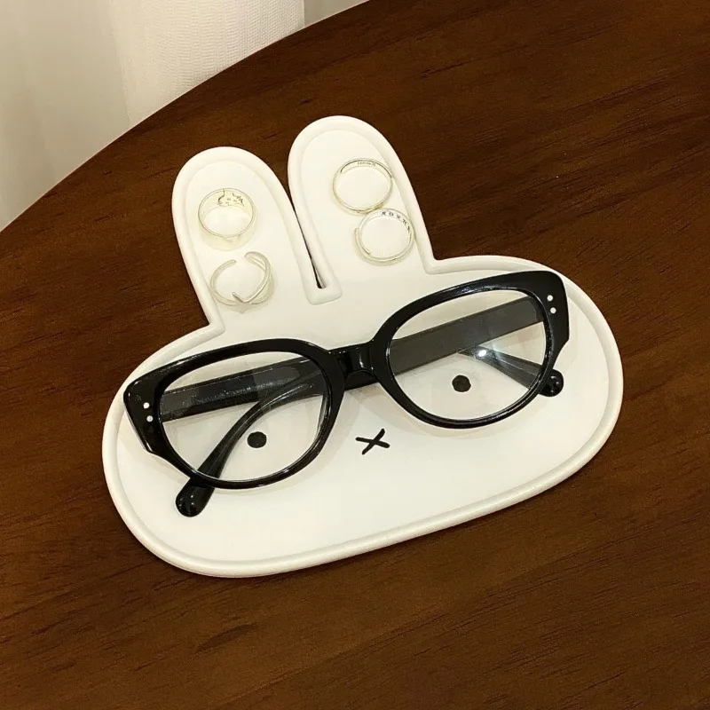 Nowa Taca Króliczek Miffy Kawaii na Biżuterię Okulary Dekoracje Biurko Prosty Schowek i Organizacja Zabawki Dziecięce