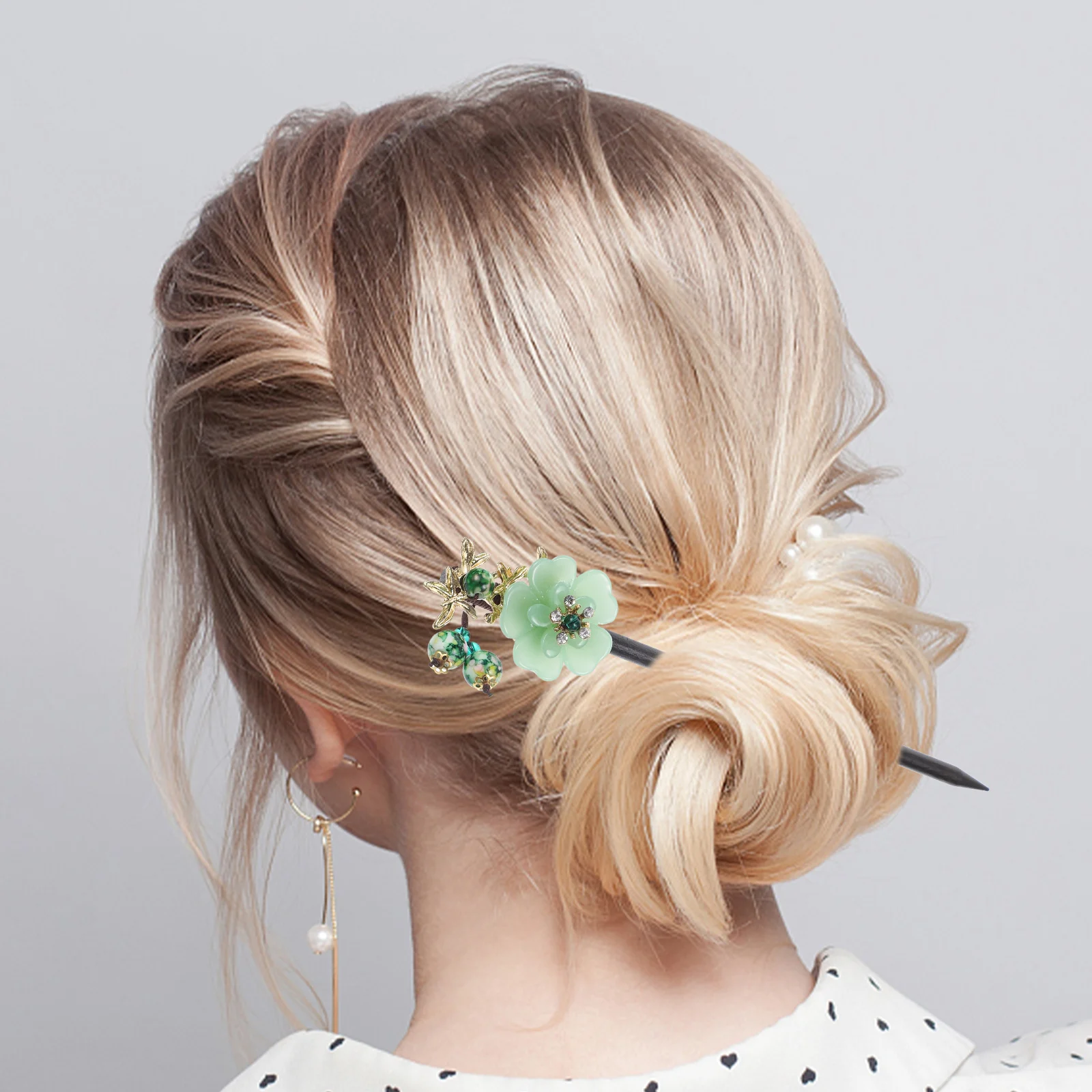 

Vintage Agate Hair Stick Chopstick for Women Light Weight Durable Black Ebony Alloy Long Hairpin Bun Style Tassel
