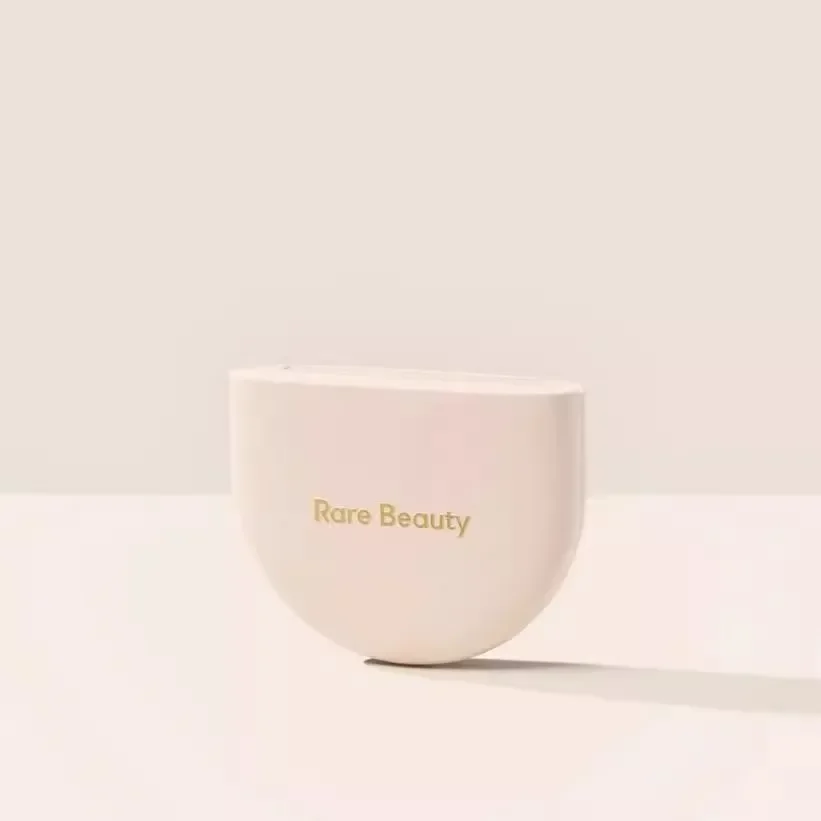 Zeldzame schoonheid True To Myself getint geperst afwerkingspoeder Direct vervaging Glad Verminder glans en verstelbare make-up met natuurlijke afwerking