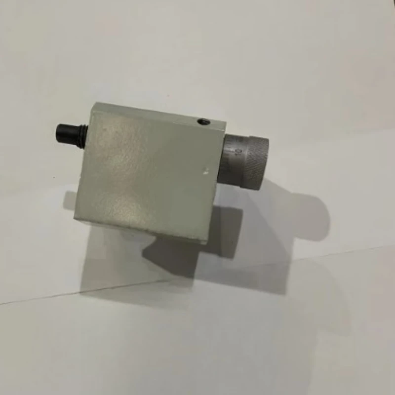 

CT3510 magnetic stop CZ1340G lathe collision stop device CZ1440V lathe collision stop limiter