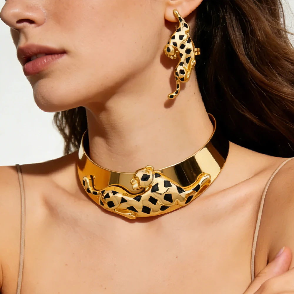 Conjunto de jóias banhado a ouro 18k para mulheres, colar e brincos leopardo, forma animal, pulseira e anel, cobre Dubai Jewelry Gift, moda africana