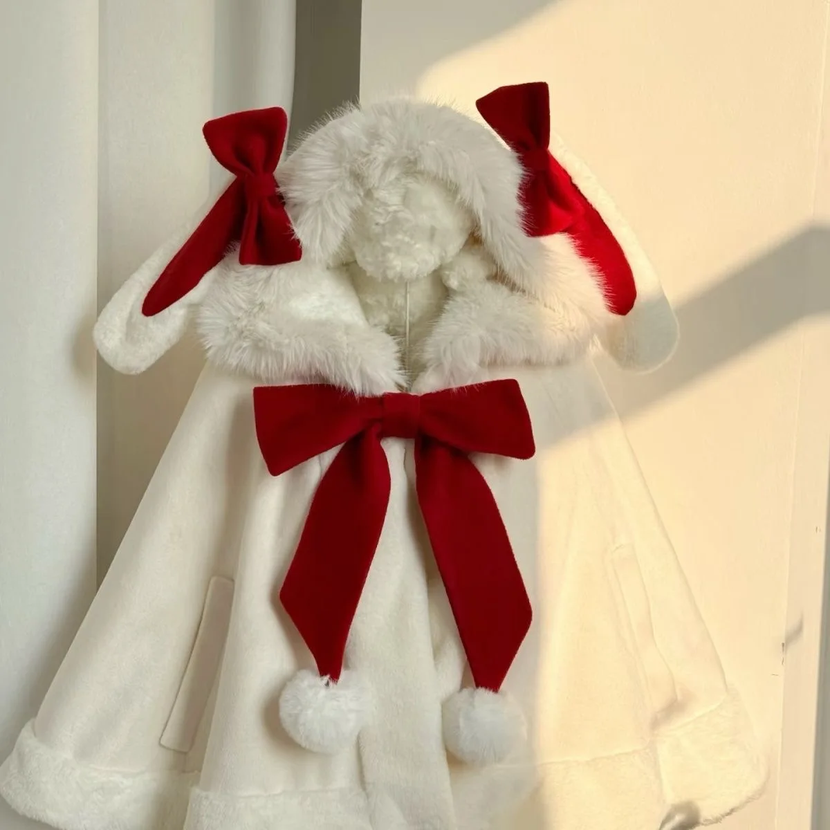 Original Y2k Cloak Hooded Women Japanese Lolita Fur Patchwork Rabbir Ear Hooed Coat Kawaii Sweet Bow Jackets Oversized JK Capes