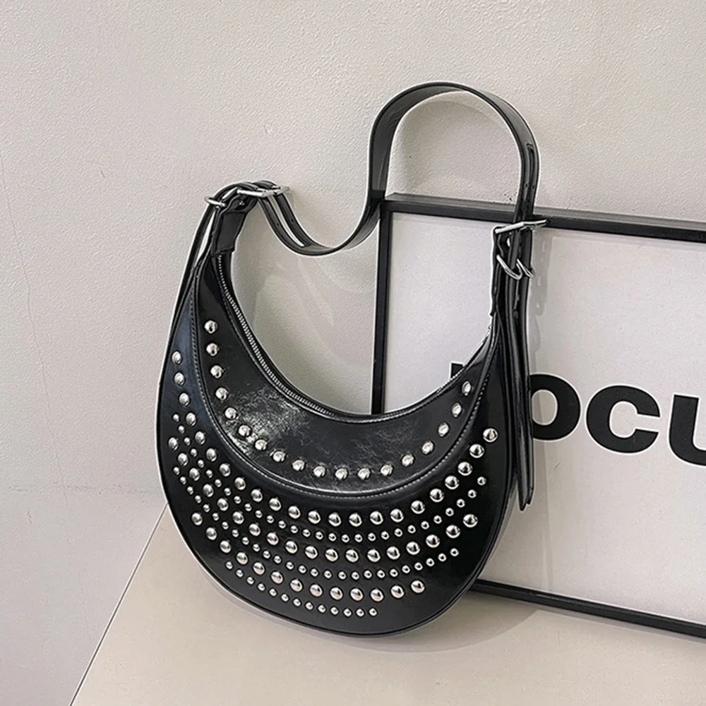 

Luxury Rivet Shoulder Bag Punk Studded Purses and Handbags Half Moon Underarm Bags for Women Wide Strap Cloud Bag Tote Clutch