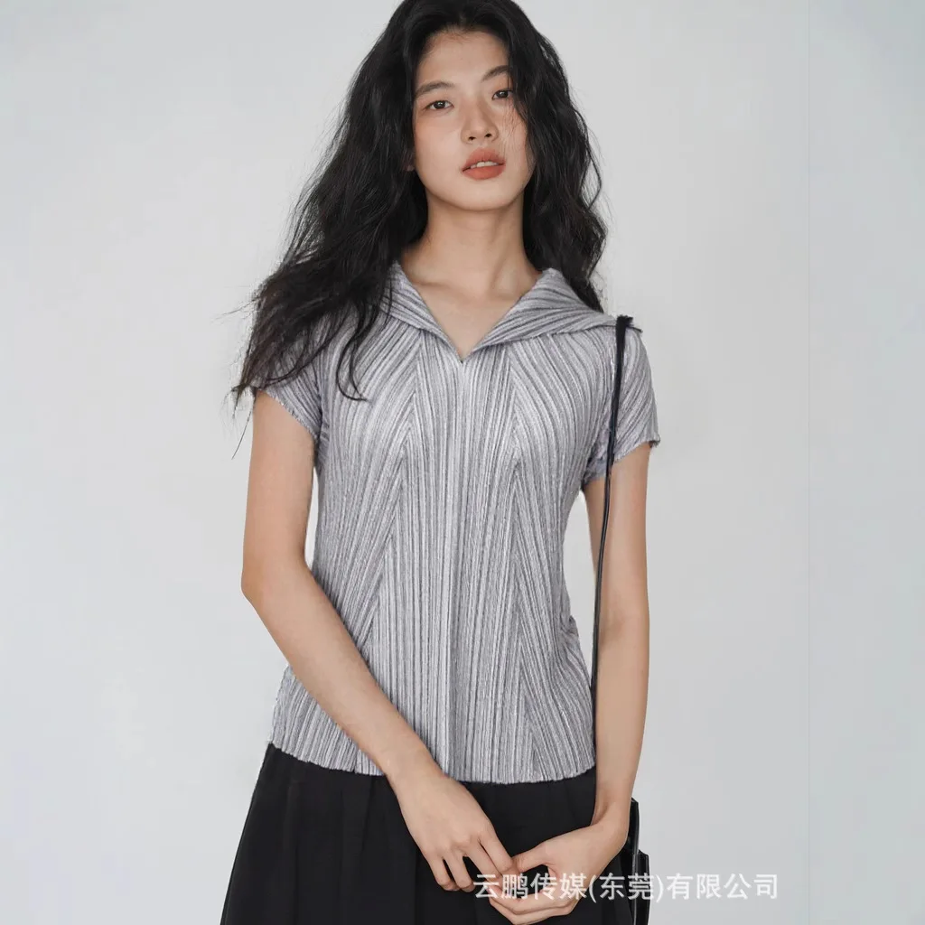 

2025 Summer New Women T-shirt Loose Pleated Round Neck Short Sleeved Fashionable Casual Slimming Japanese Design Female Top