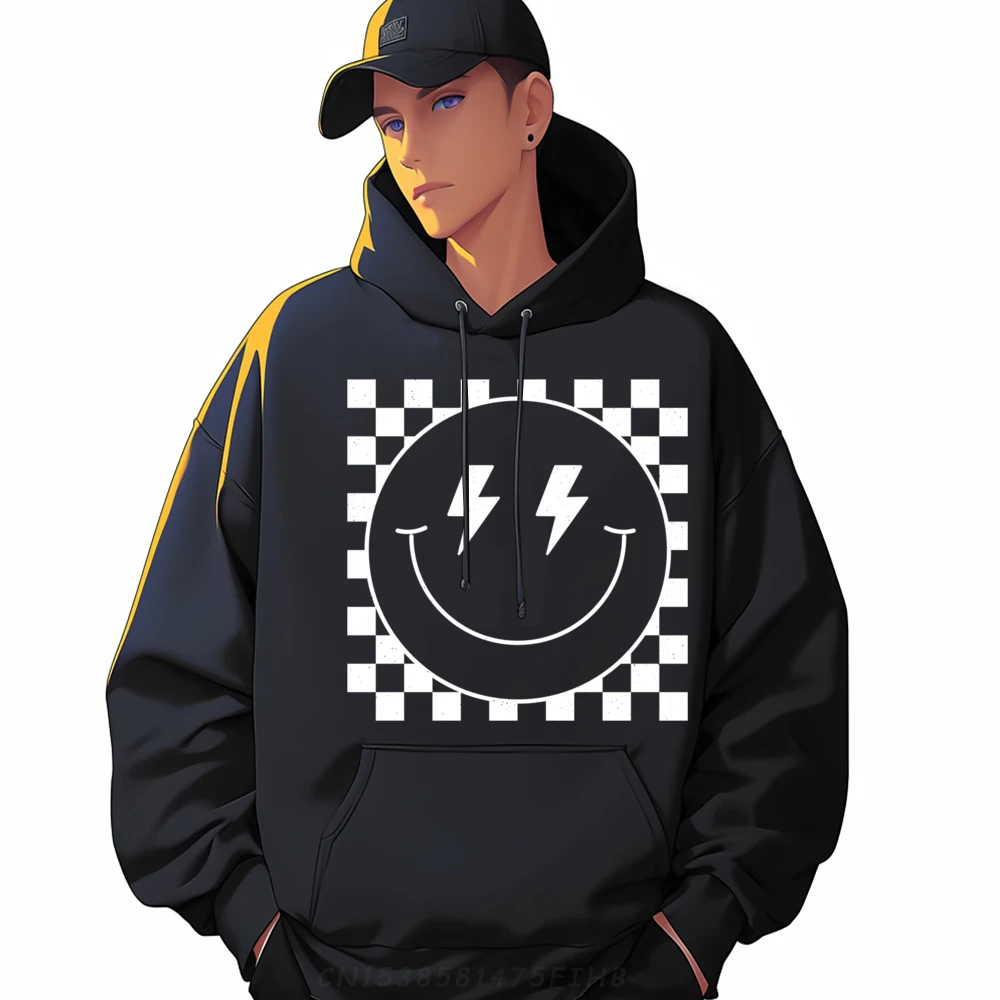 

Vintage White Checkered Smile Face O-Neck Mans Sweatshirt Graphic Coat Cute Printed Long Sleeve Hoodies Funny Fashion Clothes