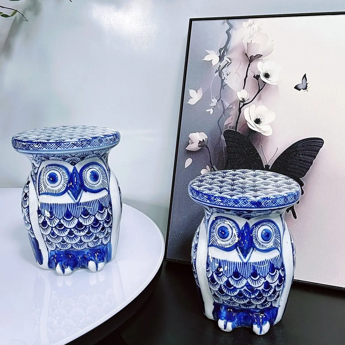 

Blue and white ceramic handicrafts home owl small stool ornament ceramic flower stand ceramic home ornament lucky