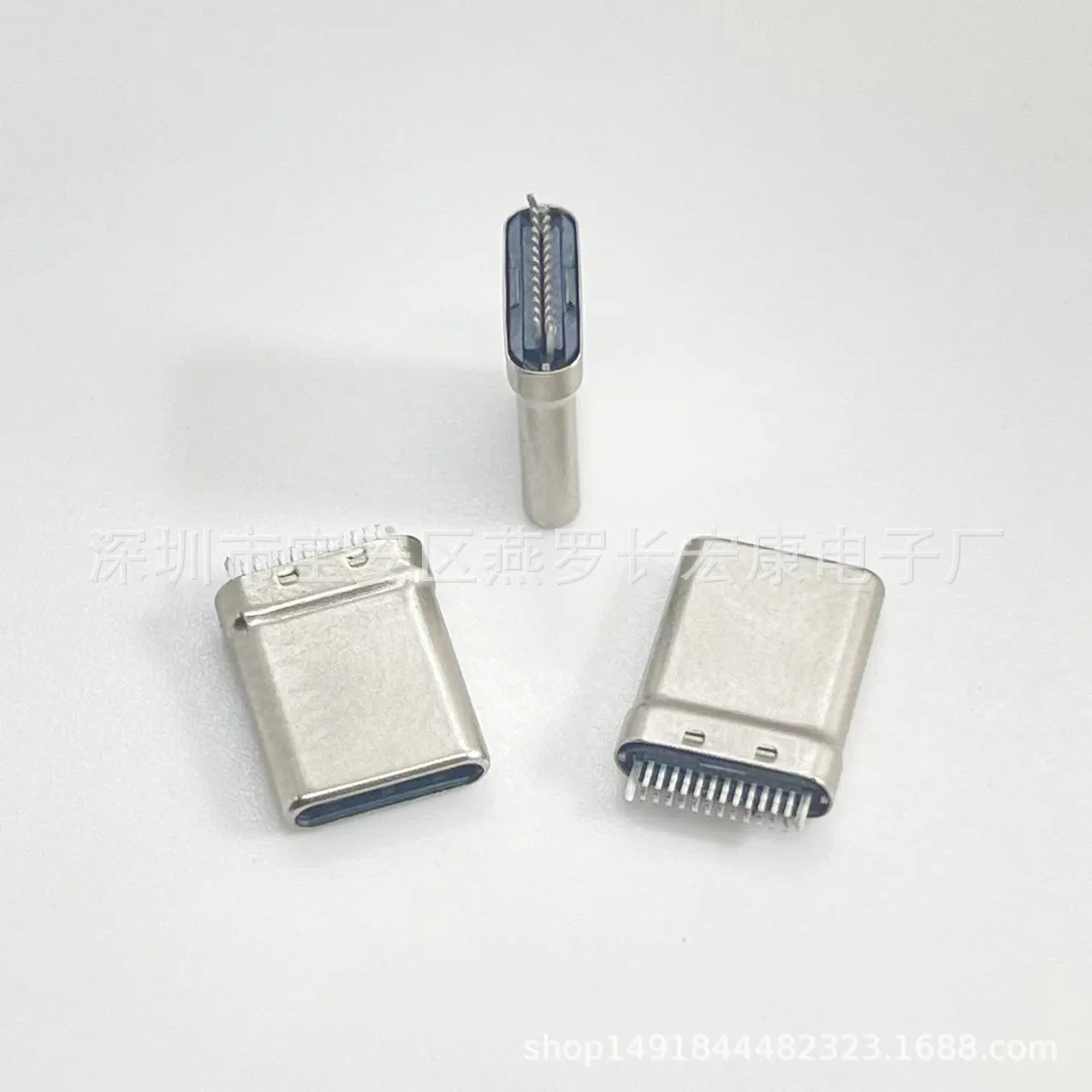 

Для разъема TYPE-C 24P (папа), тяговая шина 0.3 с мелким шагом, специально для кабеля-клипсы, с заземлением, шина 0.3