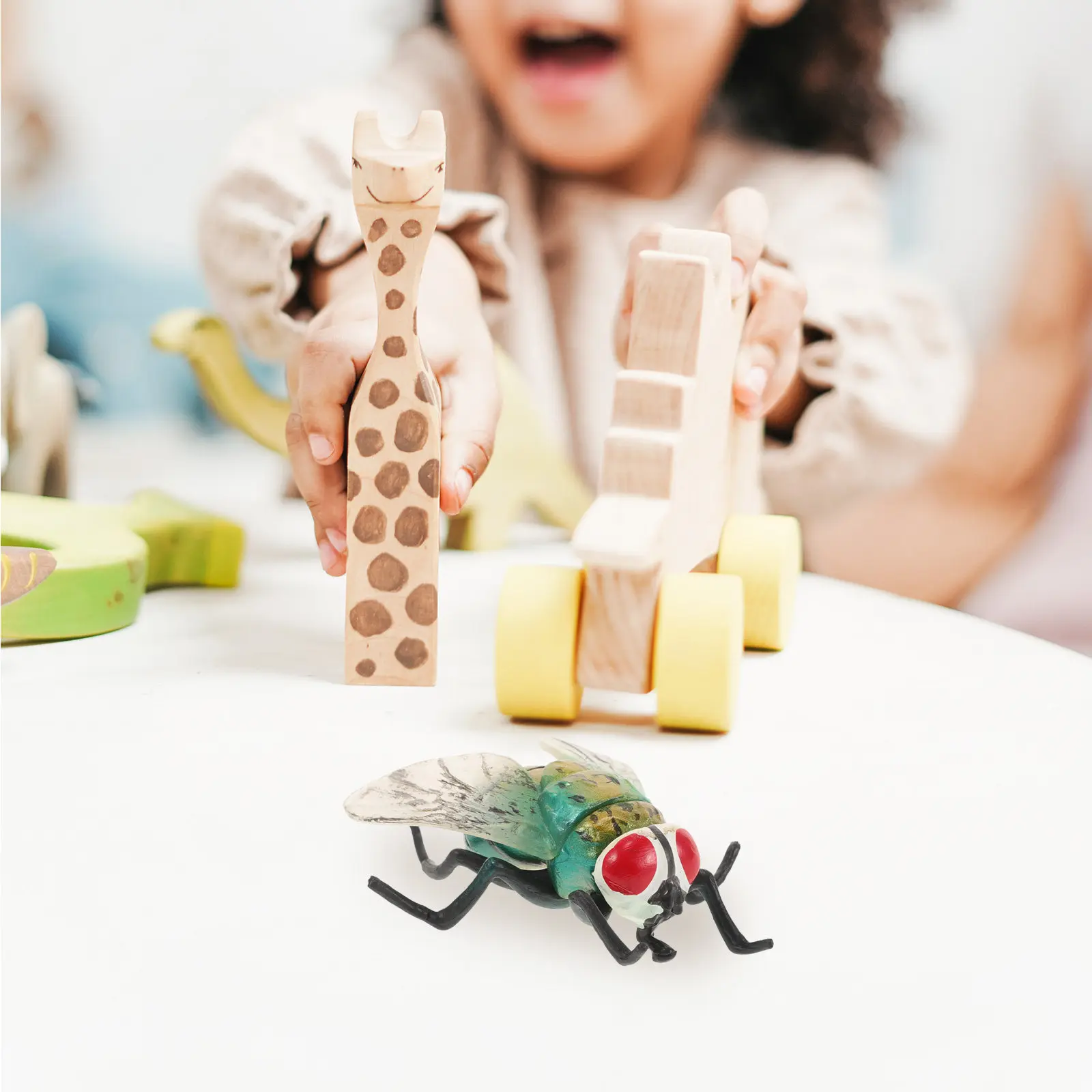 

Simulated Flies Plastic Realistic Prank Party Prop Artificial Decorative Plastic Flies Simulation Cognitive