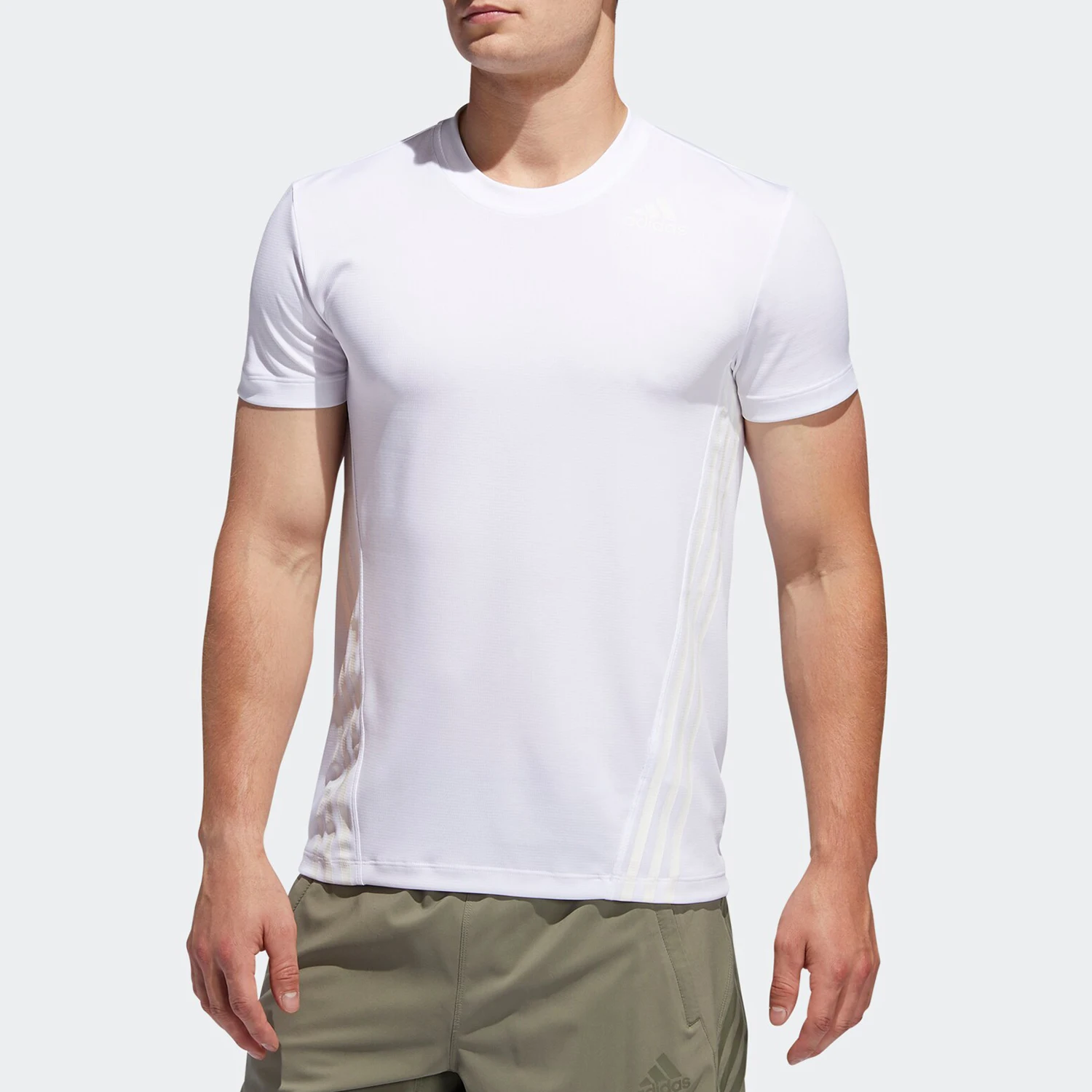 

Новая мужская футбольная тренировочная футболка Adidas Genuine Season с короткими рукавами FL4543