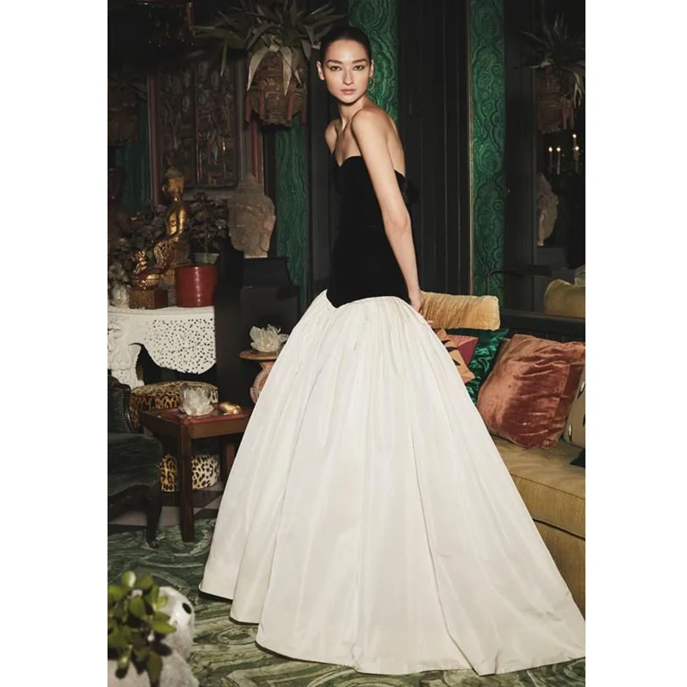 

High Quality Black and White Designer Women Prom Dresses Sweetheart Floor Length Sleeveless A-Line Luxury Female Banquet Gowns