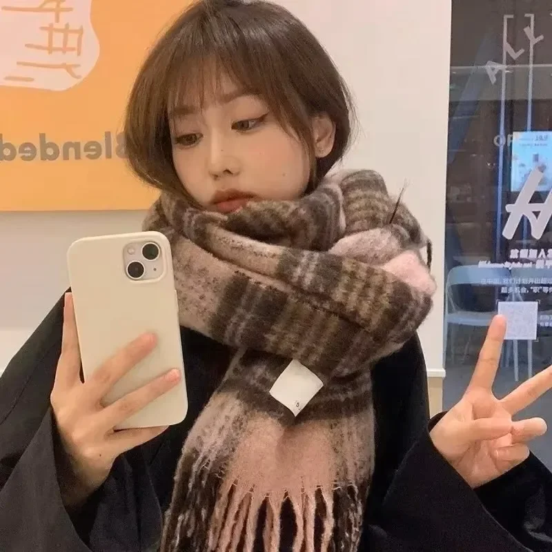 New Maillard Autumn/Winter Plaid Scarf Women's High-End Feel Korean Style Versatile Warm Shawl Thickened Neck Scarf Trendy スカーフ