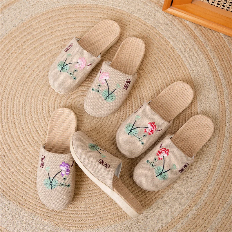 

New Chinese style linen and cotton sandals for women, summer non-slip lightweight indoor and outdoor wear.
