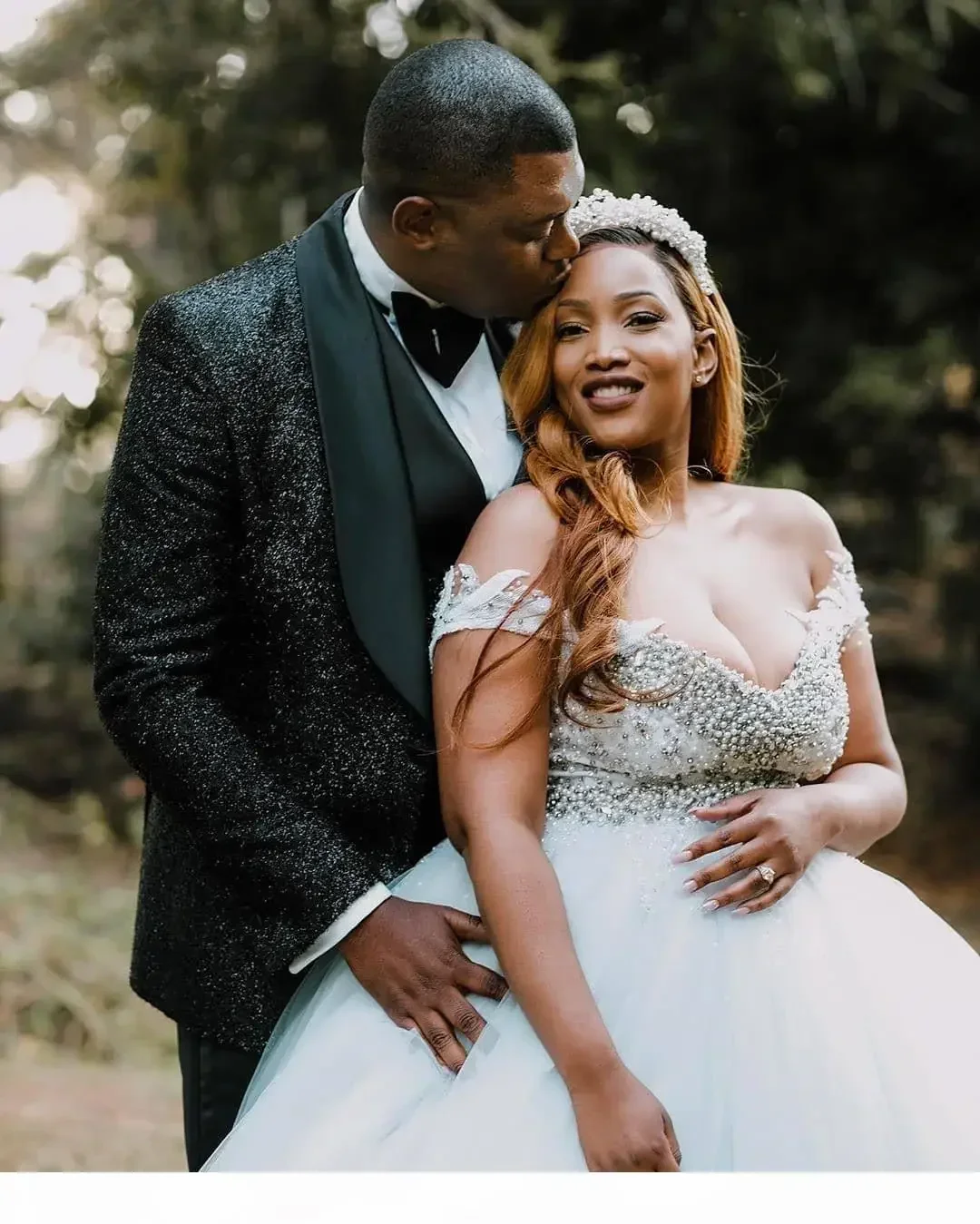 فساتين زفاف مخصصة مقاس كبير زي العرائس الأفريقي قبالة الكتف مطرز الإمبراطورية بوهو البلد فستان 2024 رداء رخيص