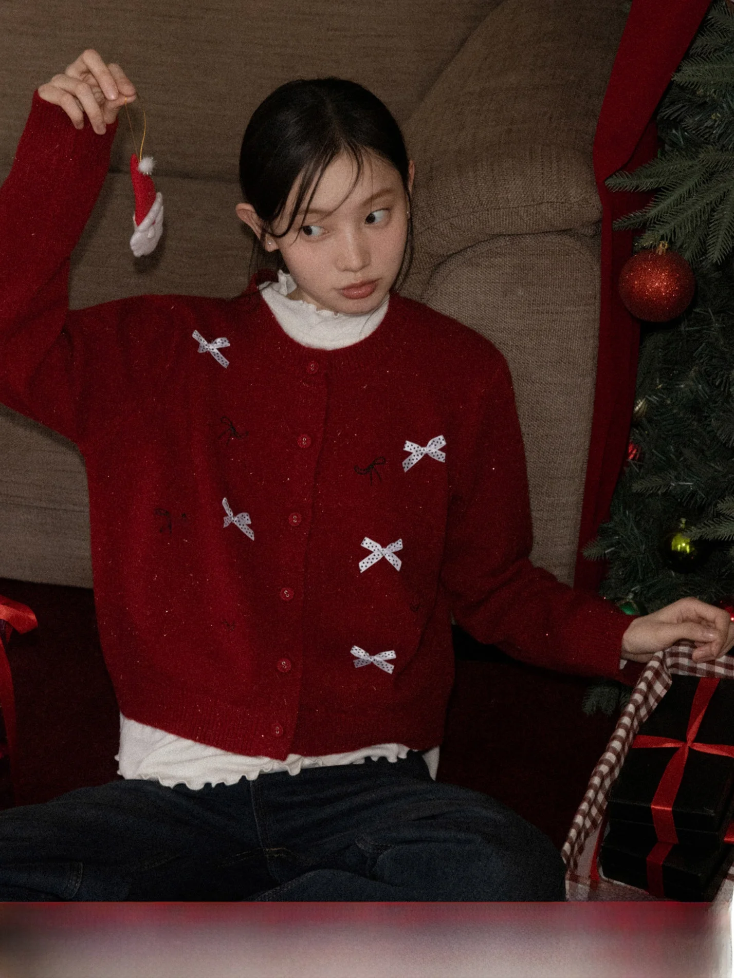 

Red Knitted Loose Fit round Neck Sweater with Knot New Year Casual Style Women's Fashion Winter Warm Knitwear