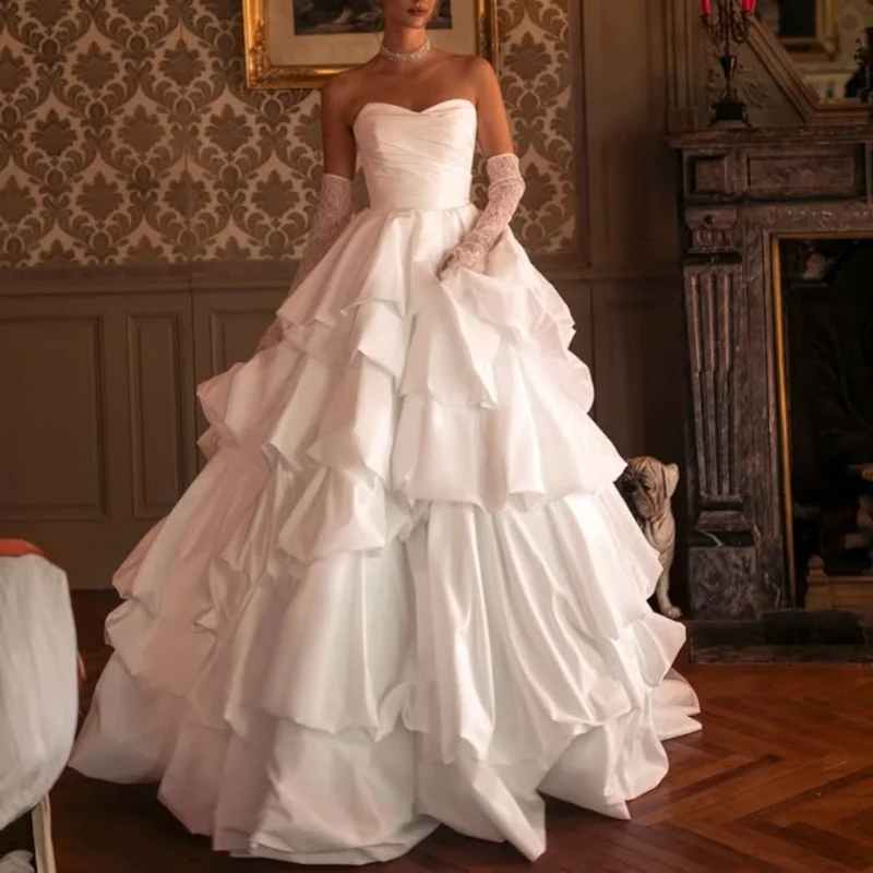 Satin white Appliques Wedding Dresses of A-line Off shoulder sleeveless layering decal Bridal Gowns Made Customized