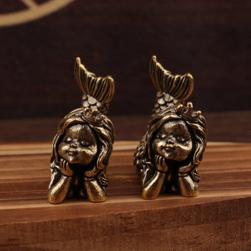Brass electric light beauty fish home office desktop small ornament retro solid tea pet copper ware