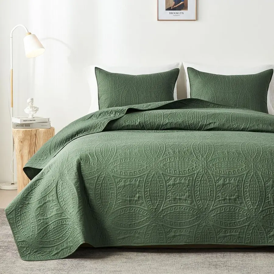 

King Quilt Bedding Set,Olive Green Ultrasonic King Cal King Quilt Set,Lightweight Soft Bedspread Coverlet,Modern Style Coin Patt