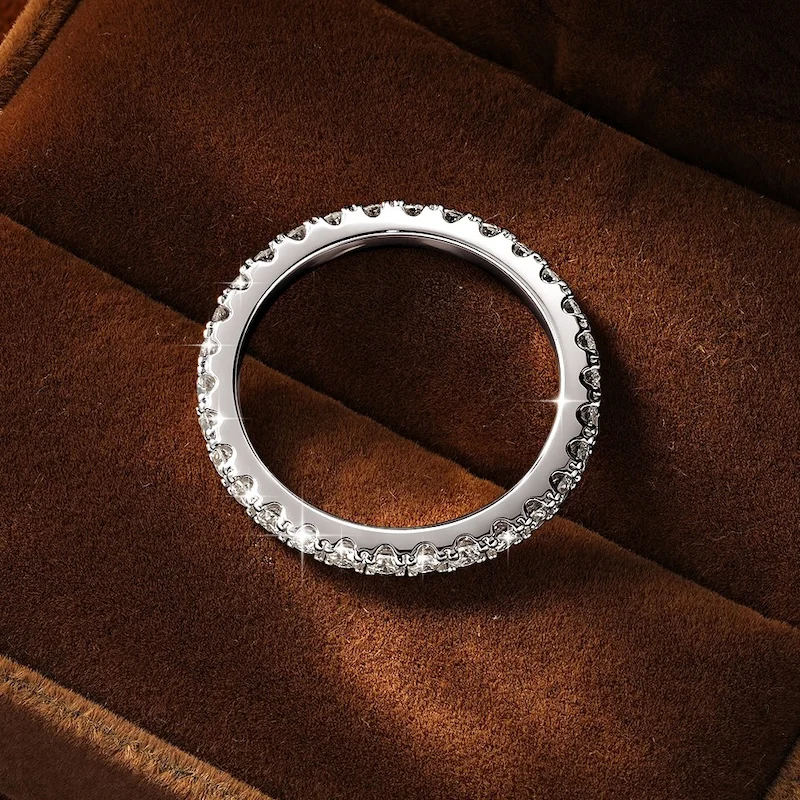 IOGOU 2MM D-Color VVS1 Full Moissanite Band Rings Sparking Lab Imitation Diamond Stackable Eternity Engagement Ring for Women