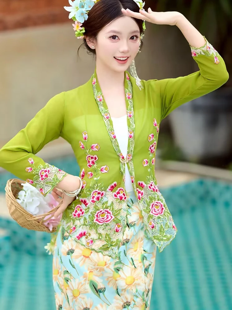 

New Women's Ethnic Dai Floral Hairpin Clothing for Photo Shoots And Travel Photography Nura Photography Outfits