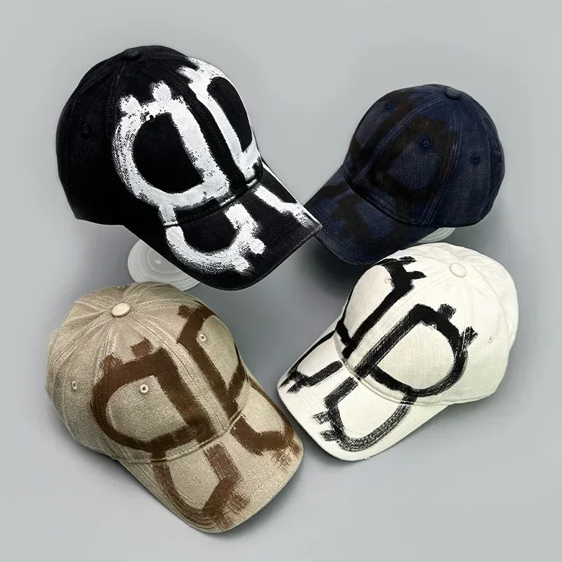 2025Novo desgastado رذاذ pintado الكتابة على الجدران bb carta boné de beisebol das mulheres dos homens guarda-sol الهيب هوب Rua باتو atacado