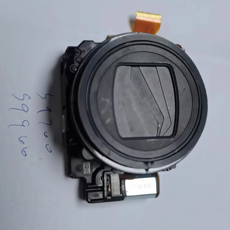 

Disassemble the faulty Nikon S9700/S9900 lens and remove the focus lever aperture