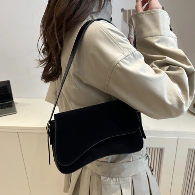 

Retro Solid Color PU Leather Shoulder Bag Fashion Women's Handbags Casual Khaki Black Brown Red Hand Bag