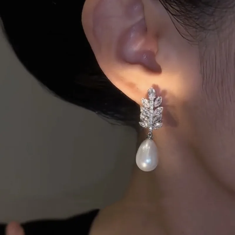 Leaf pearl earrings exquisite super shiny wheat ear water drop pearl earrings