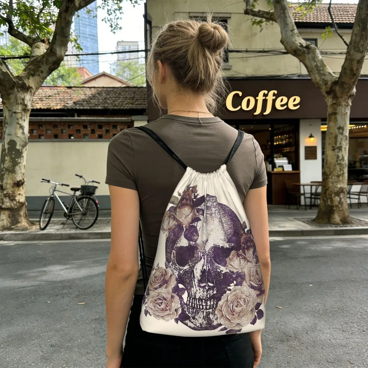 

Vintage Gothic Skull Roses Backpacks Casual Drawstring Bundle Pocket Sports Bag Book Bags for Travel School