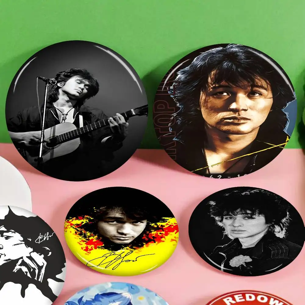

Retro Viktor Tsoi Tinplate Soft Button Pin Brooch Metal Badge Custom Jewelry Accessories Hat Bag Lapel