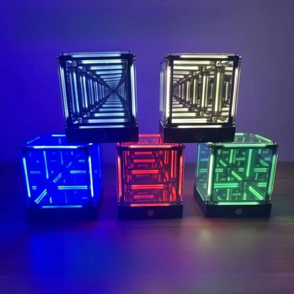 USB Charging Atmosphere Lamp Delicate Craftsmanship Soft Light Desktop Decoration Infinite Mirror Effect E-sports figurine lamp