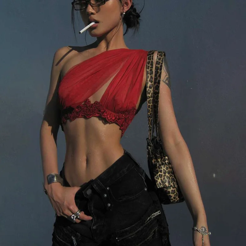 2025 nuove donne di estate abbigliamento sexy personalizzato maglia backless cava spalla inclinata aperto ombelico pizzo T-shirt gilet