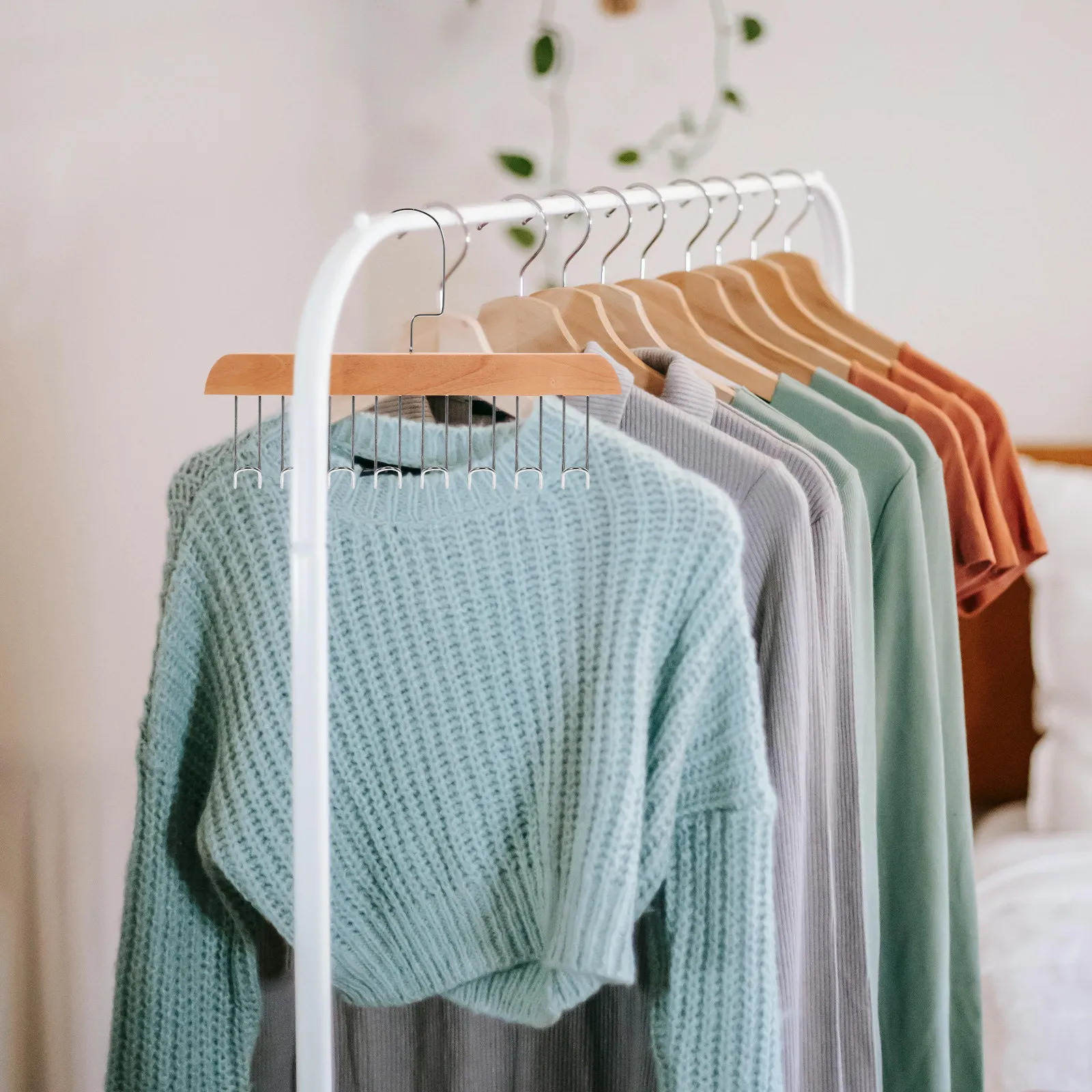 Wooden 8 Hooks Hanger Multi-Functional Closet Organizer Clothes Storage Hooks for Bag Belts Closet Purse Hanger view 6