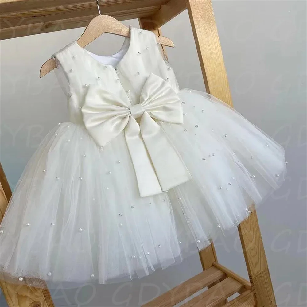 White Tulle Puffy Flower Girl Dresses For Wedding Princess Pearls Beads Sleeveless Knee Length First Communion Gowns