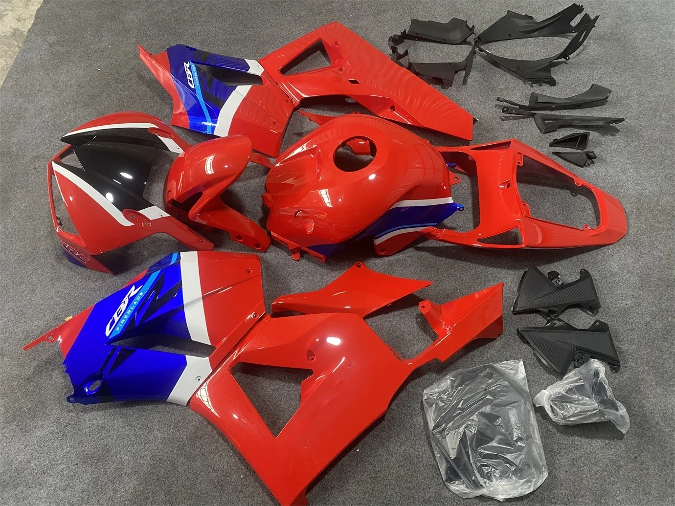 Carenado de cuerpo entero para motocicleta, adecuado para CBR600RR 2013 2014-2016-2019 años CBR600 13-19, carenado rojo, azul y negro