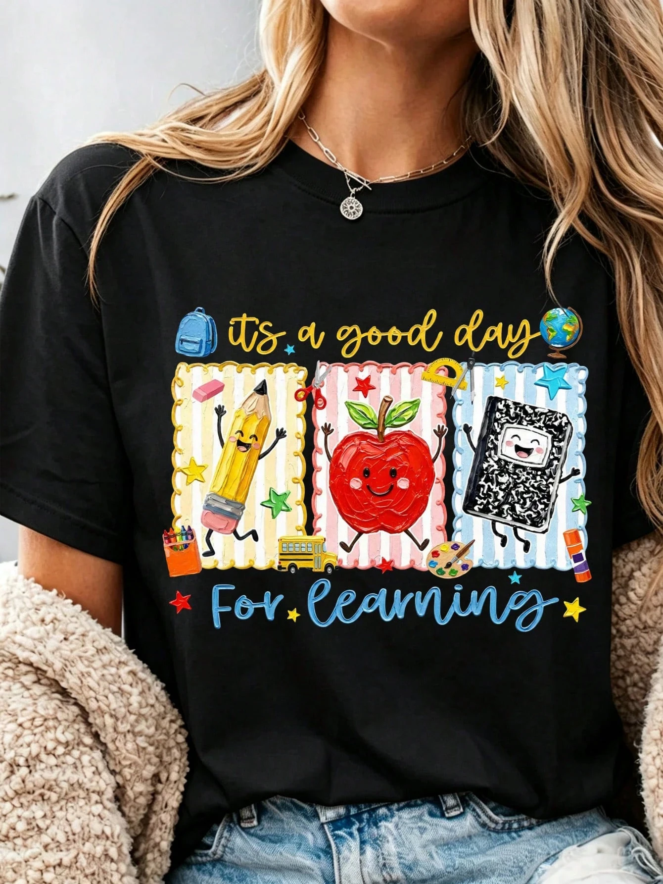 2026 Summer Fashion New Color Crayon and Apple Gift Back To School T-shirt Last Day Outdoor Sports Fitness T-shirt Large