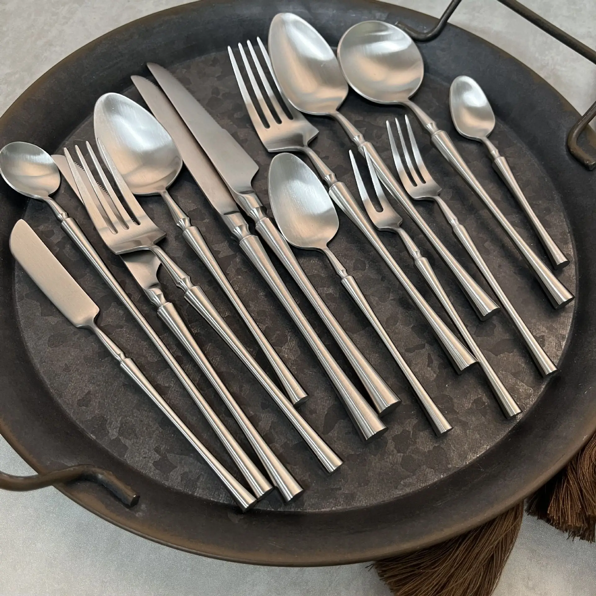 الفضة ماتي 304 الفولاذ المقاوم للصدأ مجموعة أدوات المائدة سليم كاملة سكين ملعقة شوكة مجموعات المنزلية عشاء الإفطار الجدول الملحقات #1