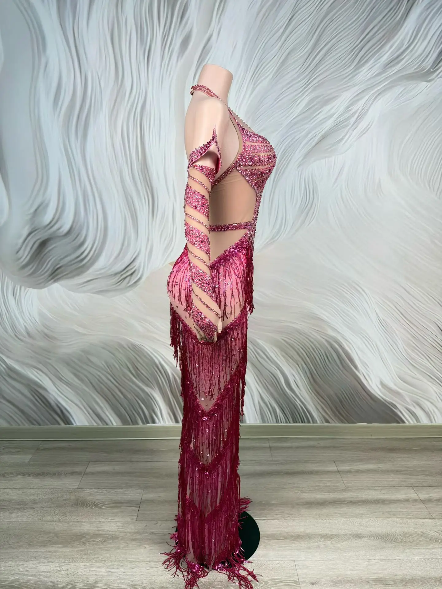 Gesang Pink Rhinestone Fringe Mermaid Gown Halter Neck Cutout Mesh Long Dress With Detachable Sleeves Stage Costume - view 4