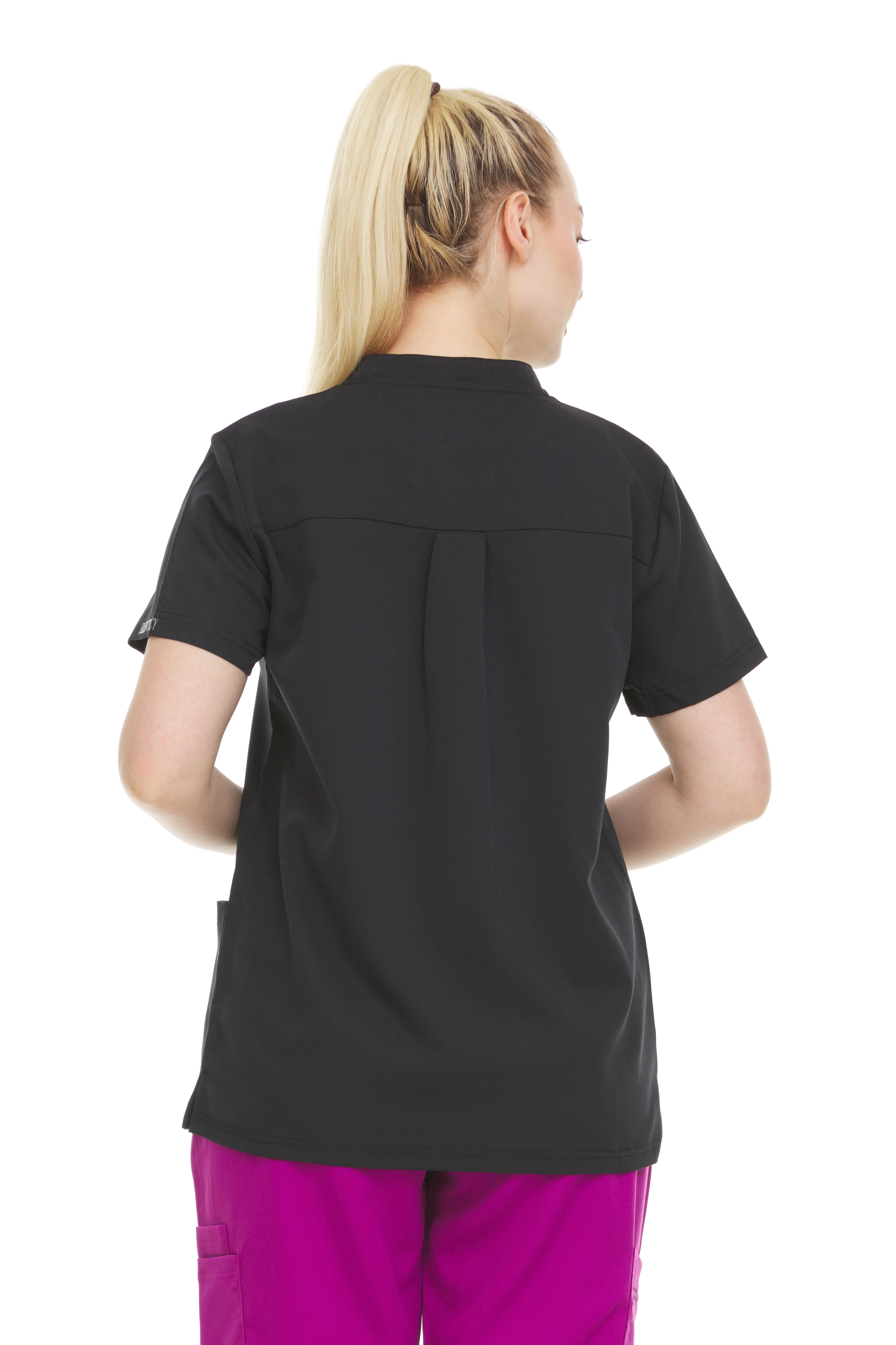 شفاء + ارتداء-المرأة فتحة رقبة V قصيرة الأكمام أعلى مع جيوب ، مما يجعلها جزءا موثوقا وأساسي من ملابس العمل الخاصة بك ، الكلاسيكية