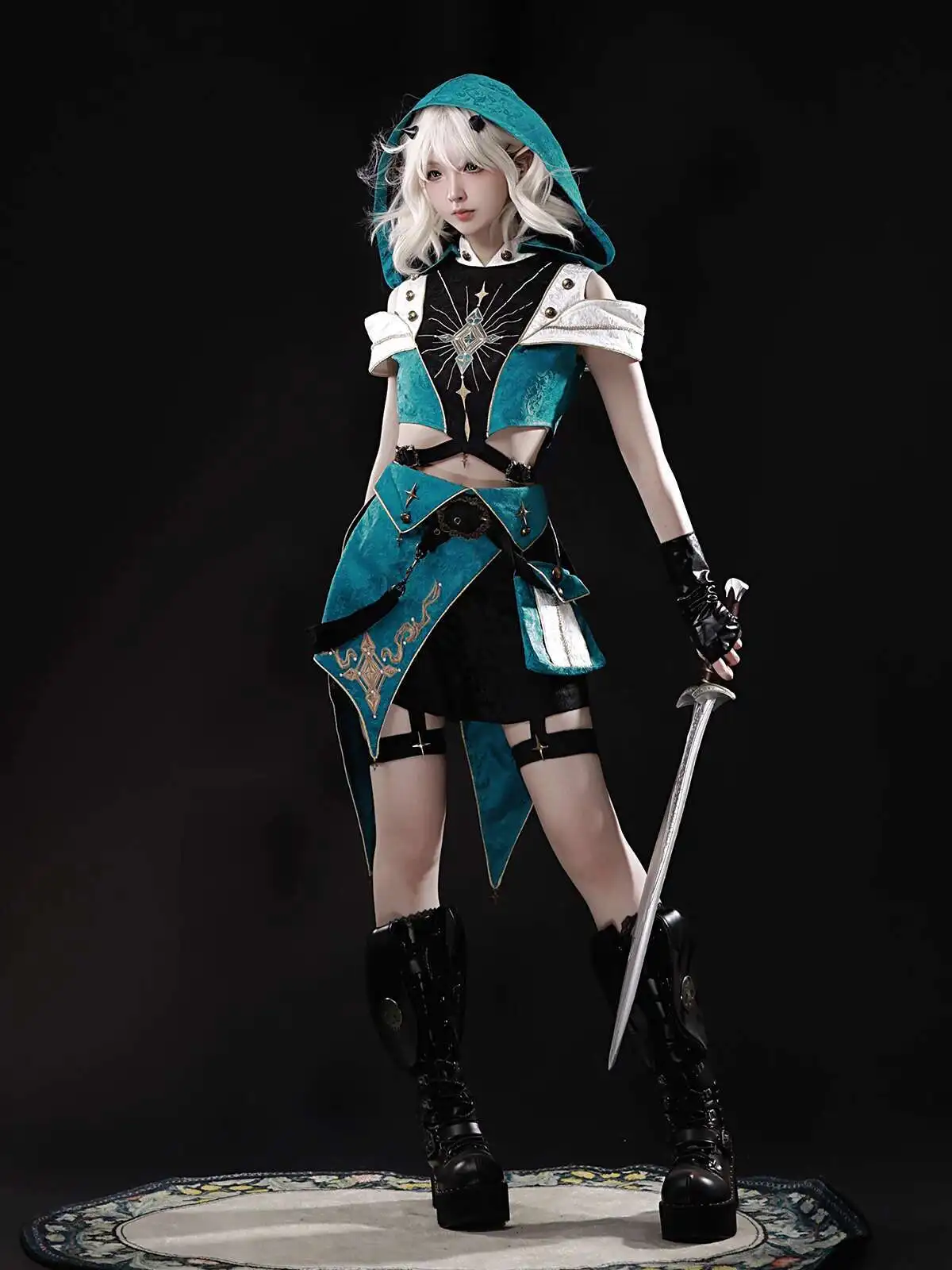 

New Fiesta Carnival Halloween Cos Cosplay Lolita Traveller Prince Hooded Tops Shorts Suit